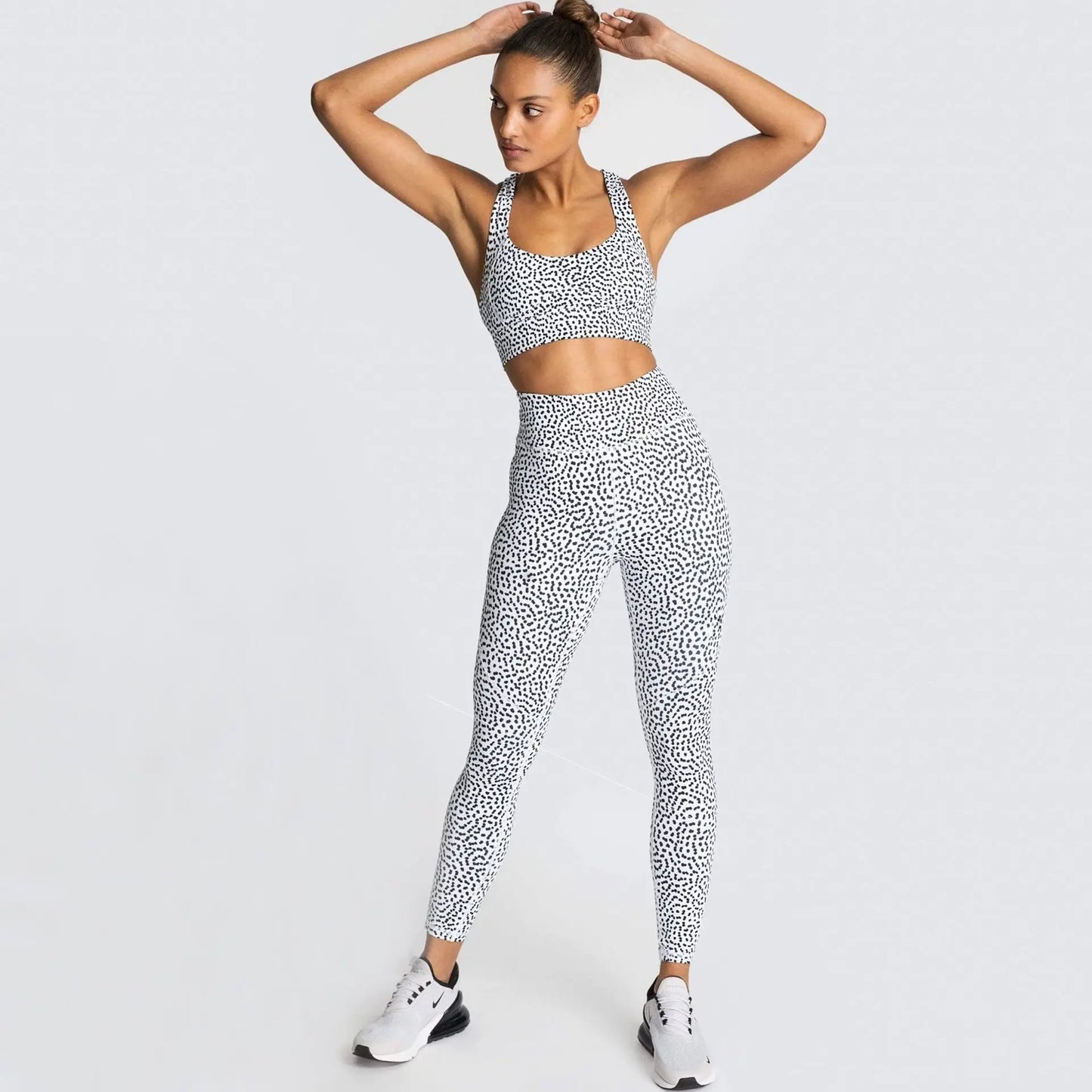 Two-Piece Set Women's Solid Cut Out Backless Raglan Sleeve Crop Top & High Waist Leggings Tracksuit Set, Sporty Breathable Comfy Outfits for Indoor Outdoor Yoga Gym Workout Running, Ladies Spring & Fall Sportswear Yoga Outfit for Fitness and Exercise